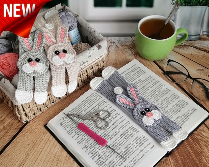 332 Crochet Pattern - Bunny Rabbit Applique, Bookmark or decor Amigurumi