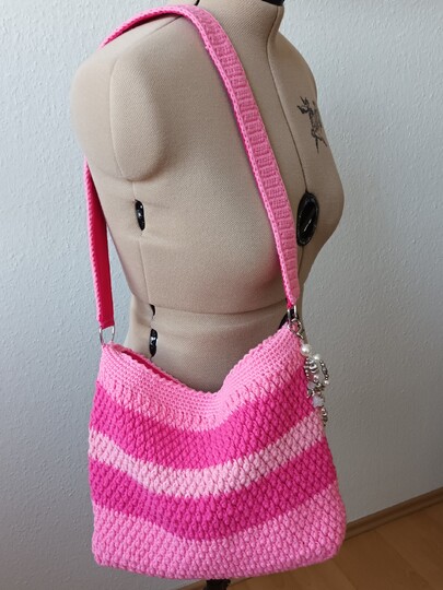 Häkelanleitung für die Tasche "Pretty in Pink"