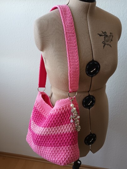 Häkelanleitung für die Tasche "Pretty in Pink"