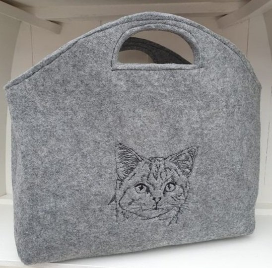 Katze im Doodle Stil, Zauberhafte Stickdatei von Stickzebra