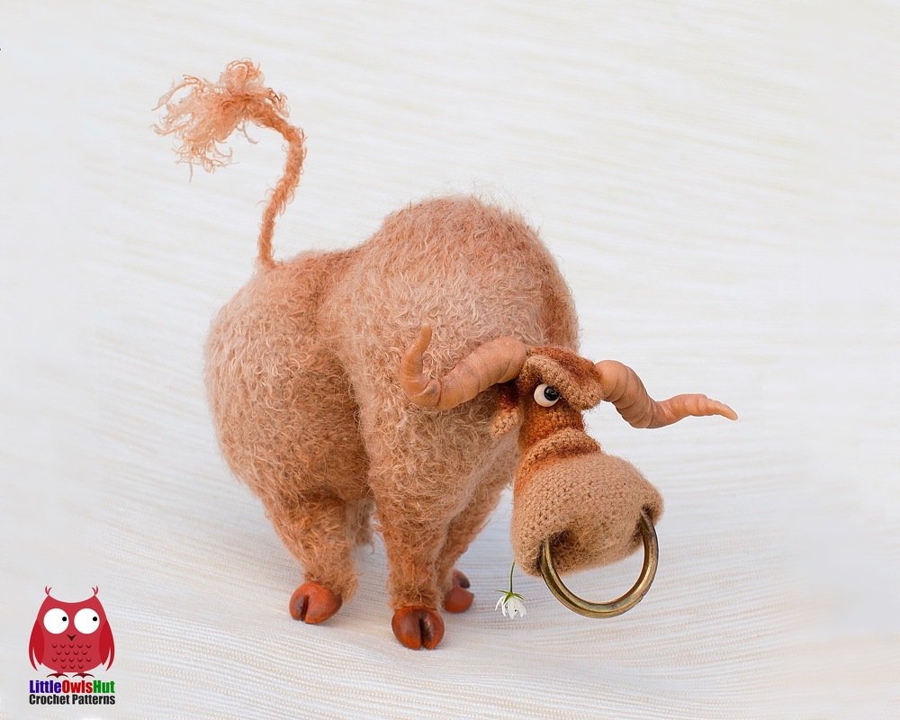 292 Crochet Pattern - Alejandro the Bull, OX farm animal stuffed toy