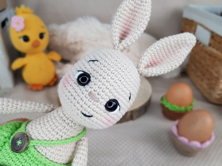 Osterhase Waldy mit Korbchen PDF Häkelnaleitung