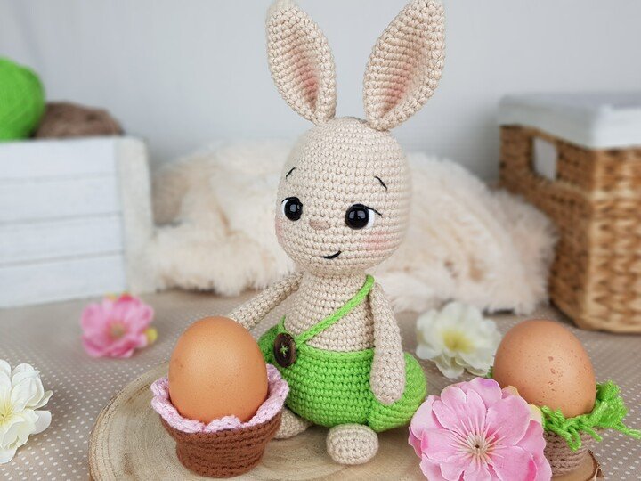 Osterhase Waldy mit Korbchen PDF Häkelnaleitung