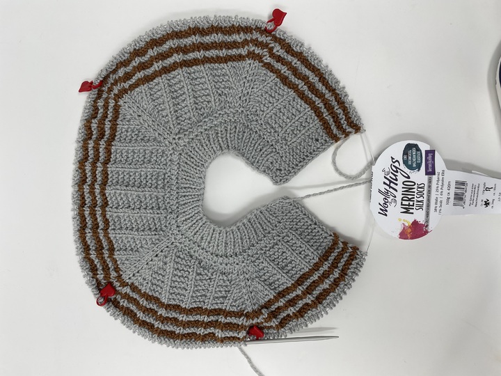 Baby erstes Jäckchen Little Joe stricken