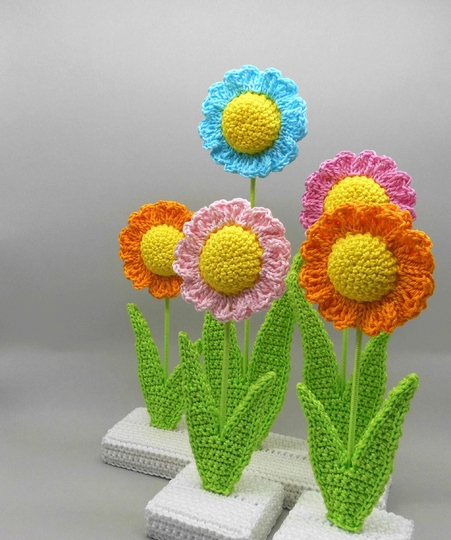 Deko-Aufsteller Große Blumen - einfach aus Wollresten