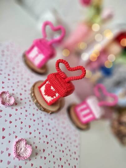 Crochet love gift jewellery box