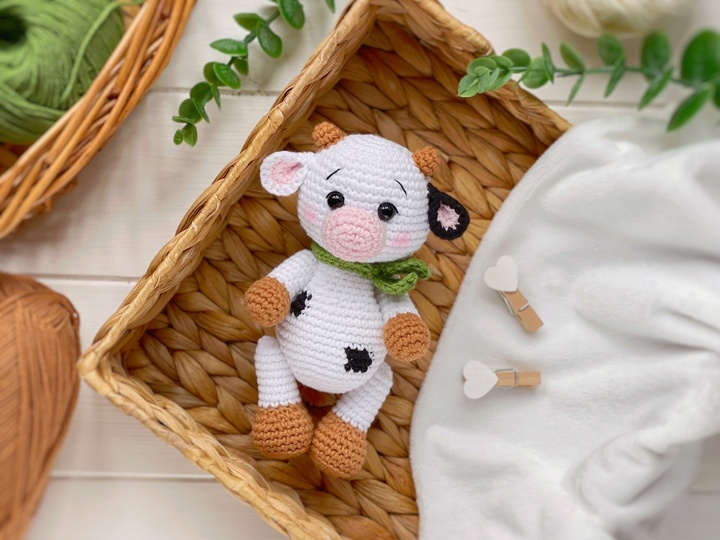 Kleine Kuh Amigurumi Häkelanleitung