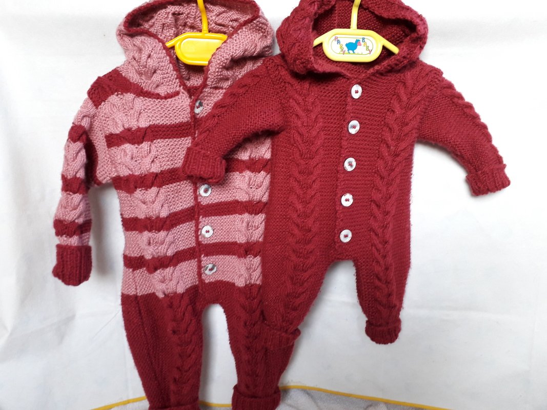 Strickanleitung Babyoverall in den Gr. 56, 62, 68 , 74, ein-oder zweifarbig