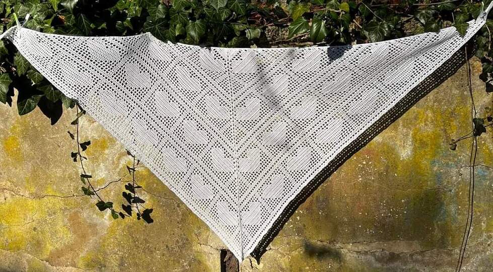 Häkelanleitung Tuch Heartbreaker