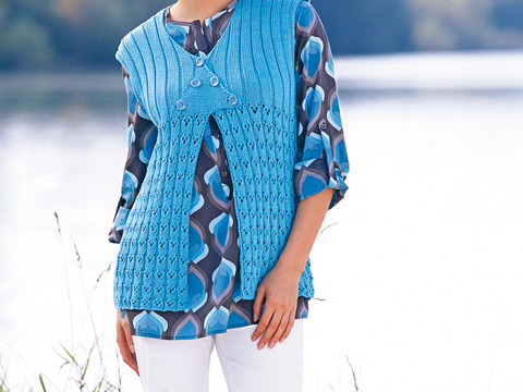 Türkisfarbene Weste mit Ajourmuster und Rippen