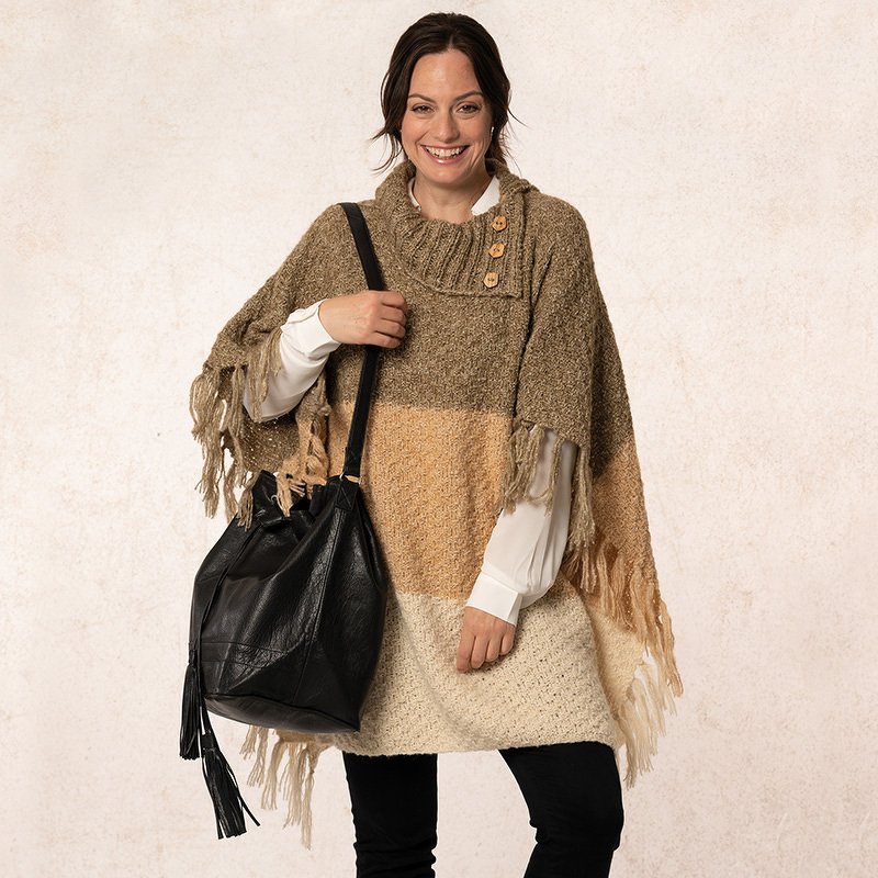Strickanleitung Damenponcho "Hamina" 763041