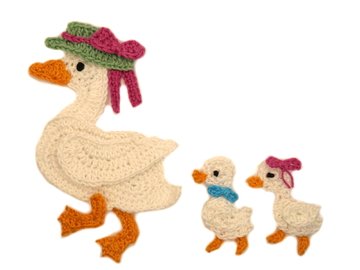 Duck mom and ducklings crochet pattern applique