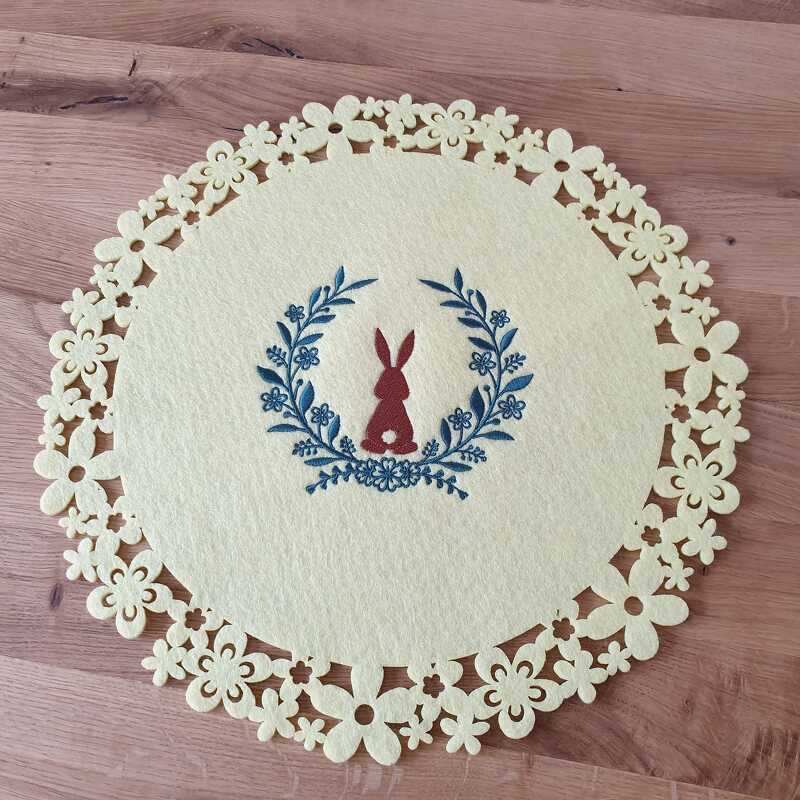 Stickdatei - Hase im Blumenkranz Ostern Frühling 2 Größen