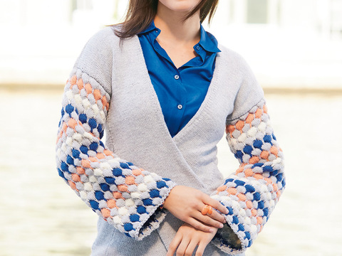 Pulli mit Wickeleffekt in Hellgrau, Royalblau, Weiß und Lachs