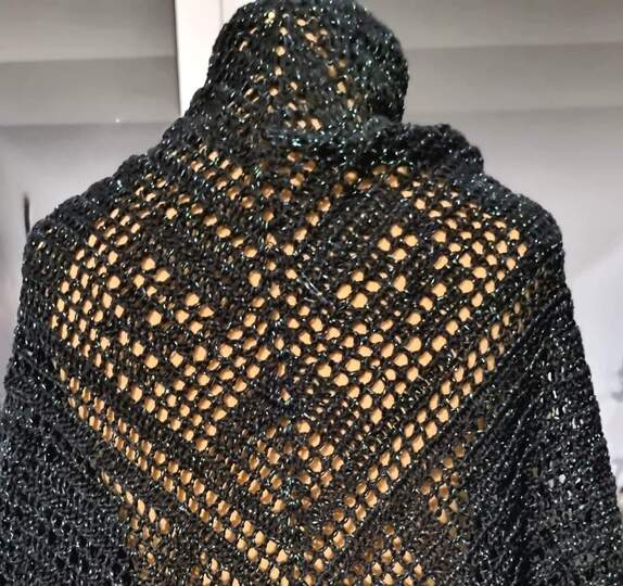 Häkelanleitung Tuch Rory