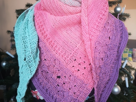 Celtic Corner - trendiges Häkeltuch mit traditionellem keltischem Flair