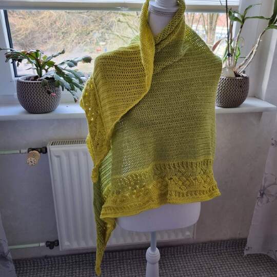 Celtic Corner - trendiges Häkeltuch mit traditionellem keltischem Flair