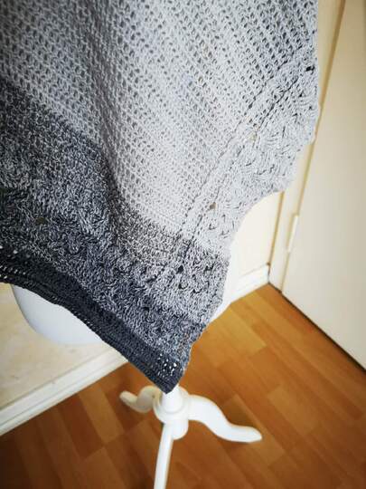 Celtic Corner - trendiges Häkeltuch mit traditionellem keltischem Flair