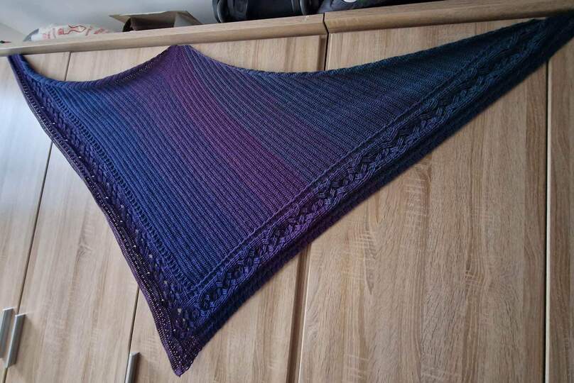 Celtic Corner - trendiges Häkeltuch mit traditionellem keltischem Flair