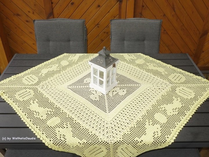 Häkelanleitung Mitteldecke "Osterzeit" - klein und groß