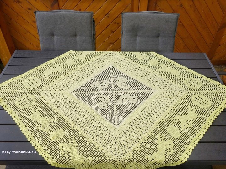 Häkelanleitung Mitteldecke "Osterzeit" - klein und groß