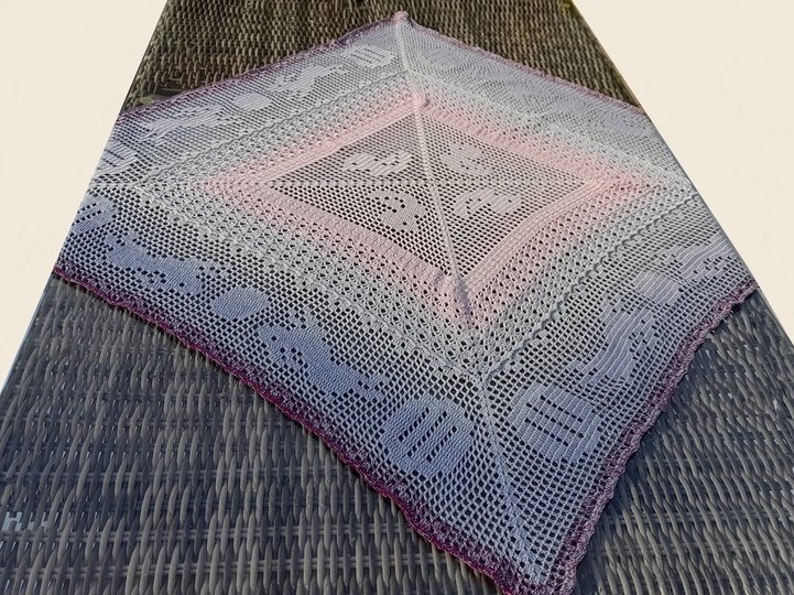 Häkelanleitung Mitteldecke "Osterzeit" - klein und groß