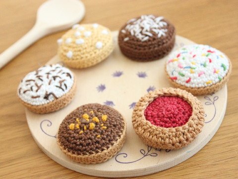 Häkelanleitung "Kleine Butterplätzchen"