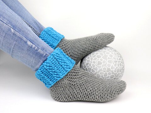 Haussocken "Grey" (Gr. 34-47, Flechtmuster)