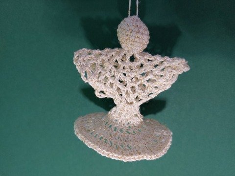 Häkelanleitung für einen 6 cm großen Engel im PDF-Format