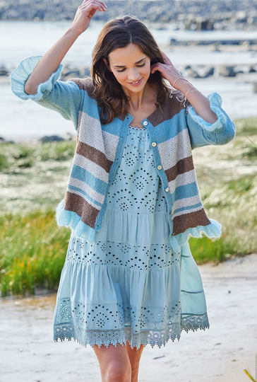 Verspielte Jacke im Streifenmix