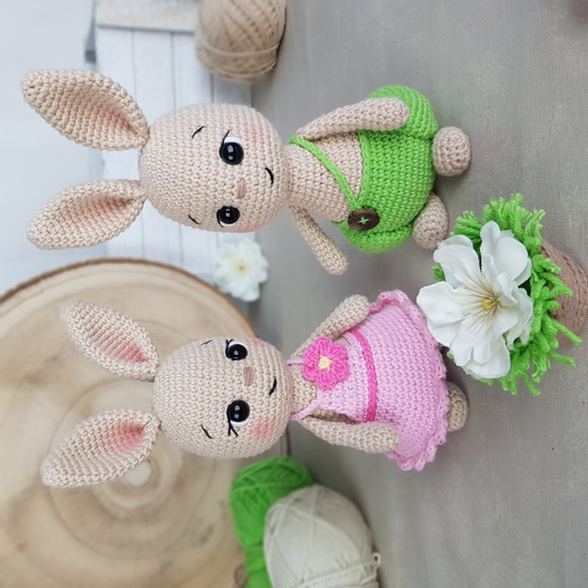 Osterhasen Wilma & Waldy mit Korbchen PDF Häkelnaleitung