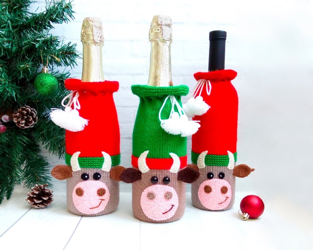 K092 Bull Ox bottle covers for wine and champagne Zabelina decor