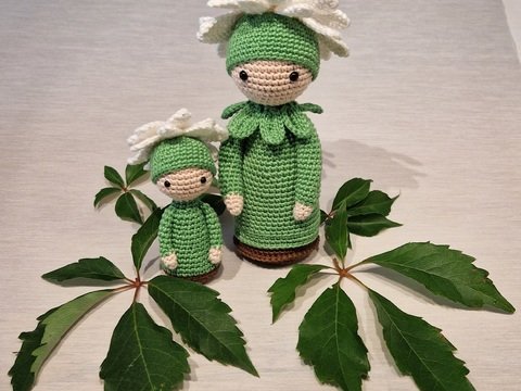 Blumenkind Gustav Gänseblümchen mit Kind - Häkelanleitung