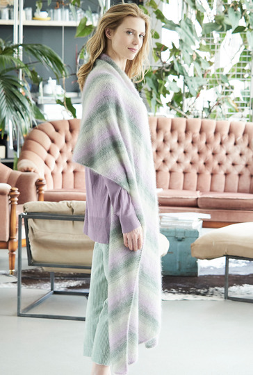 Diagonal gestrickter Schal