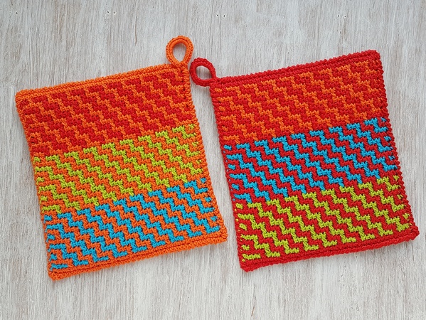 Tunisian Crochet Mosaic Potholders Scala