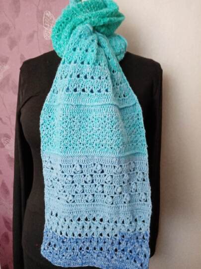 Häkelanleitung für den vielseitigen Schal Vroni 2.0 mit 14 Mustern