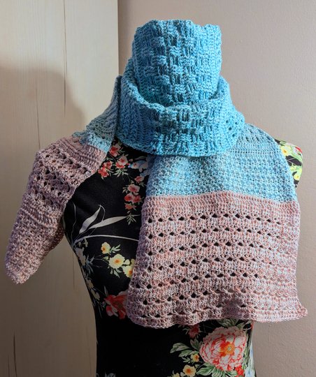 Häkelanleitung für den vielseitigen Schal Vroni 2.0 mit 14 Mustern