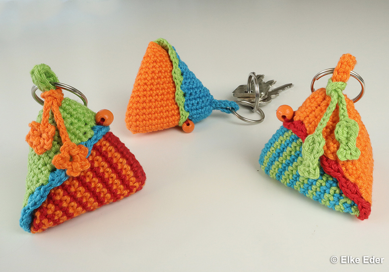 Schlüsselanhänger, Täschchen "Little Pyramid" - Häkelanleitung