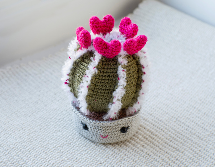 Сrochet pattern valentines heart cactus