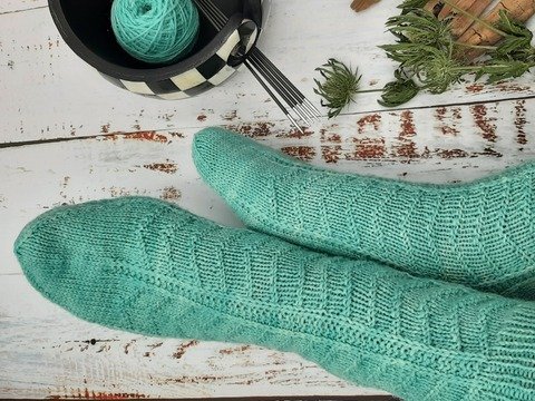 Lupulus Socks - Sockenanleitung