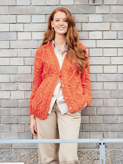 Rustikale Zopfmuster-Jacke