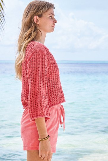 Kurzer Pulli im Ajourmuster