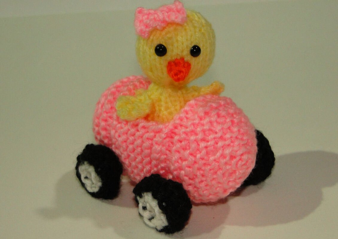 Lola on her car - knitting pattern soft toys Easter decorations chicks duck