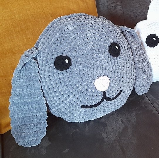 Häkelanleitung Kuschelpolster Hase