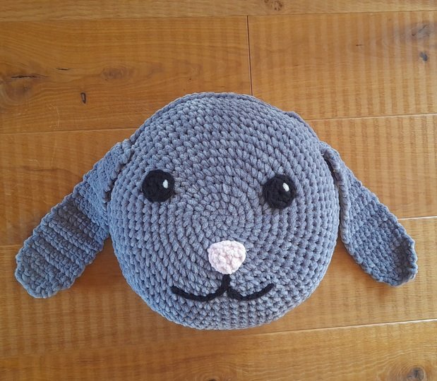 Häkelanleitung Kuschelpolster Hase