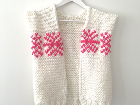 Knit pattern gilet IceCrystal