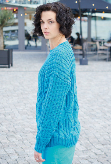 Pulli mit Rautenzöpfen und Rippen