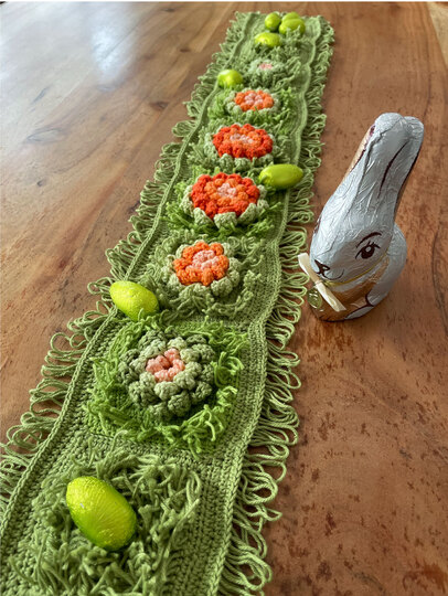 Tischläufer Oster-Frühling-Sommer-Feeling Häkelanleitung