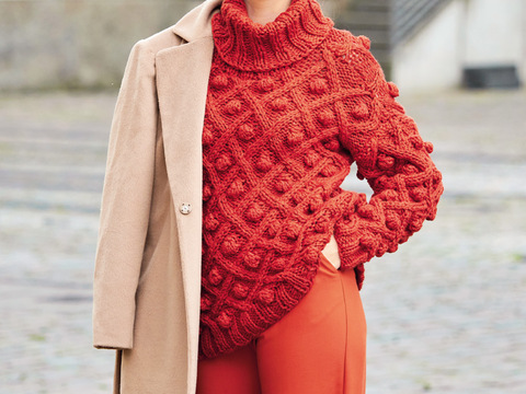 Noppenpulli mit Rollkragen