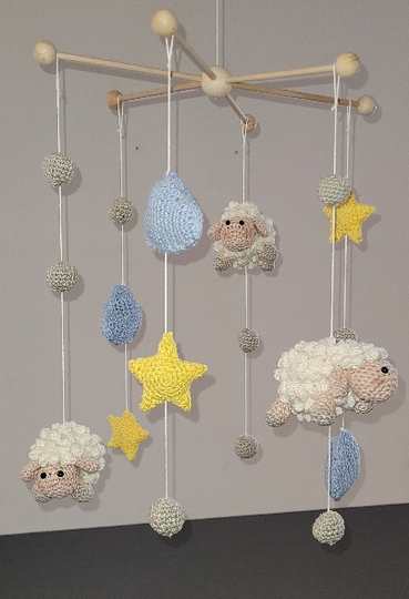 Häkelanleitung Babymobile Schäfchen